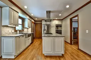 6364 Hickorybark Dr, Miami Township, OH 45140 - Photo 13