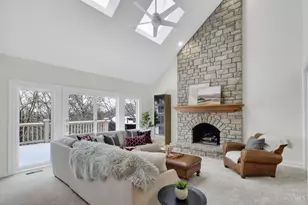 5087 Bouchaine Way, Cincinnati, OH 45208 - Photo 7