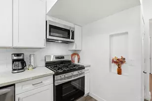 6577 Plainfield Rd, Cincinnati, OH 45213 - Photo 11