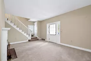 2803 Milton Rd, Middletown, OH 45042 - Photo 7