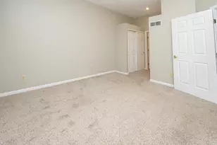 5905 Castlewood Crossing, Miami Township, OH 45150 - Photo 25