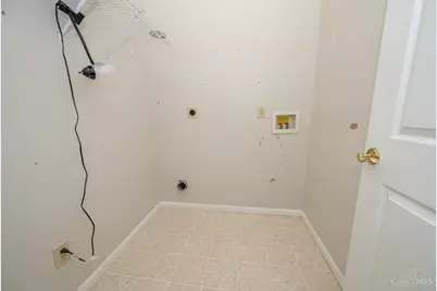 5905 Castlewood Crossing, Miami Township, OH 45150 - Photo 35