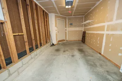 5905 Castlewood Crossing, Miami Township, OH 45150 - Photo 57