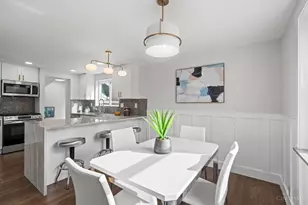 3830 S Broadlawn Cir, Silverton, OH 45236 - Photo 15