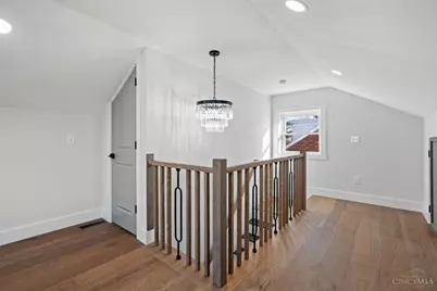 3830 S Broadlawn Circle, Silverton, OH 45236 - Photo 55