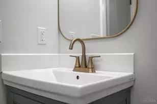 3830 S Broadlawn Cir, Silverton, OH 45236 - Photo 37