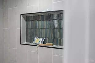 3830 S Broadlawn Cir, Silverton, OH 45236 - Photo 71