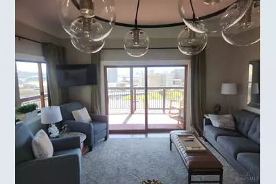 399 Oregon Street #2, Cincinnati, OH 45202 - Photo 3