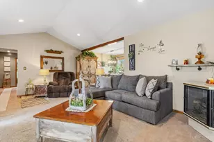 136 Glenavy Dr, Lynchburg, OH 45142 - Photo 9