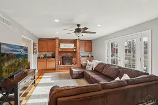 1129 Avalon Dr, Hamilton Township, OH 45039 - Photo 11