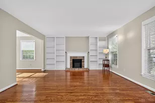 33 Creekwood Square, Glendale, OH 45246 - Photo 7