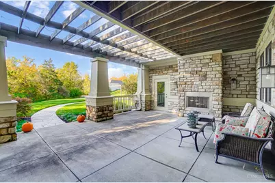 5096 Riverview Dr, South Lebanon, OH 45065 - Photo 9