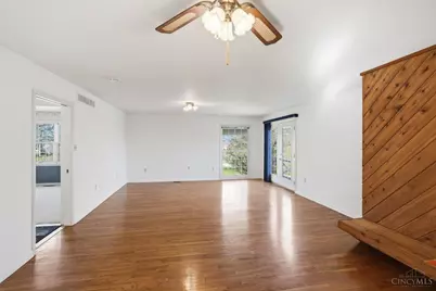 7628 Lesourdsville West Chester Road, West Chester, OH 45069 - Photo 11