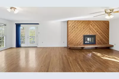 7628 Lesourdsville West Chester Road, West Chester, OH 45069 - Photo 7