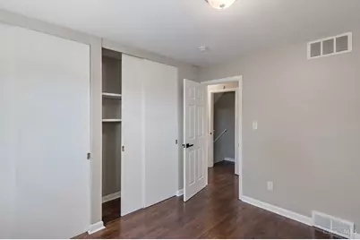 6085 Capri Drive, Cincinnati, OH 45224 - Photo 17