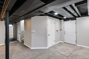 6085 Capri Dr, Cincinnati, OH 45224 - Photo 29