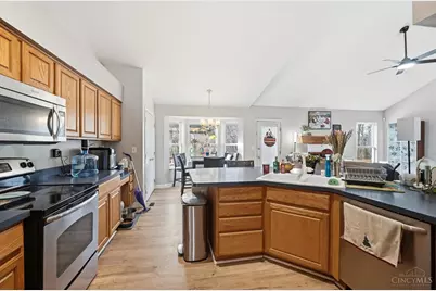 12173 Crestfield Court, Symmes Township, OH 45249 - Photo 17