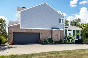 7574 Woodmere Ct, Liberty Township, OH 45044 - Photo 3