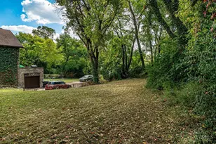 1161 Groesbeck Rd, Cincinnati, OH 45224 - Photo 13