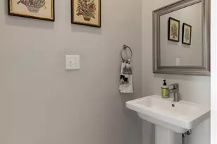 305 Seitz St, Cincinnati, OH 45202 - Photo 15