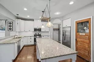 1383 Alexa's Wy, Batavia Township, OH 45102 - Photo 9