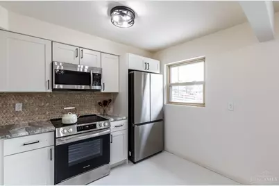 5858 Giffindale Drive, Green Township, OH 45239 - Photo 9