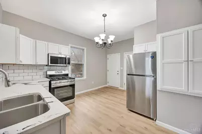 5320 Ward Street, Cincinnati, OH 45227 - Photo 9