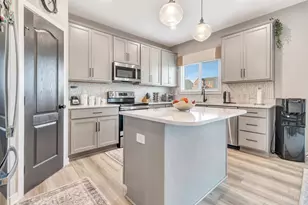 5817 Montrose Ct, Hamilton Township, OH 45152 - Photo 7