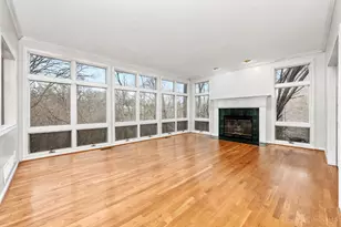 609 Valley Woods Ct, Miami Township, OH 45140 - Photo 5