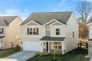 4993 Lakeview Dr, Hamilton Township, OH 45152 - Photo 1