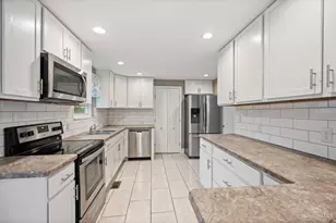 170 Lodewood Dr, Centerville, OH 45458 - Photo 11