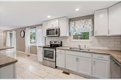 170 Lodewood Drive, Centerville, OH 45458 - Photo 13