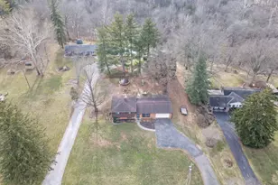 1523 Covered Bridge Rd, Springfield Township, OH 45231 - Photo 33