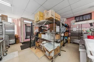 6756 Bramble Ave, Cincinnati, OH 45227 - Photo 11