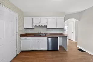 2922 Royal Glen Dr, Colerain Township, OH 45239 - Photo 11