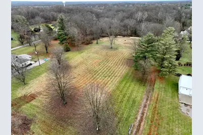 6695 Loveland Miamiville Road #B, Miami Township, OH 45140 - Photo 3