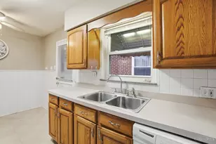 7013 Palmetto St, Cincinnati, OH 45227 - Photo 13