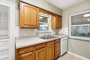 7013 Palmetto St, Cincinnati, OH 45227 - Photo 11