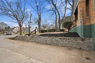 2497 Downing Dr, Cincinnati, OH 45208 - Photo 5