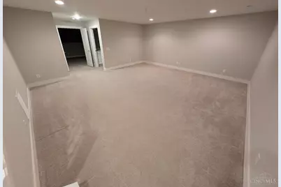 9240 Beacon Street, Deerfield Township, OH 45040 - Photo 15