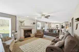 1754 Thall Dr, Hamilton, OH 45013 - Photo 11