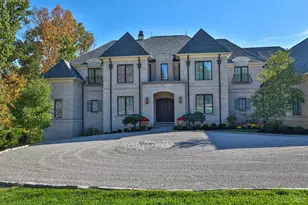 9725 Cunningham Rd, Indian Hill, OH 45243 - Photo 3