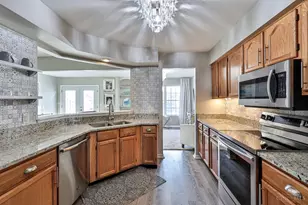 6748 Sandharbor Ct, Hamilton Township, OH 45039 - Photo 11