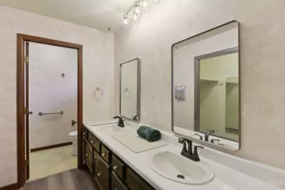 1600 Woodhall Court, Middletown, OH 45042 - Photo 31