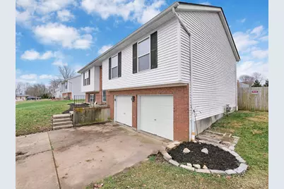 685 Mockingbird Lane, Union Township, OH 45244 - Photo 3