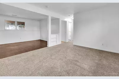 685 Mockingbird Lane, Union Township, OH 45244 - Photo 25