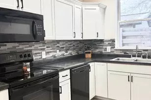 308 S Broadway St, Blanchester, OH 45107 - Photo 9