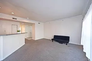 203 E University Ave, Cincinnati, OH 45219 - Photo 7