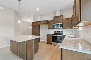 5892 Parkview Ln, Miami Township, OH 45150 - Photo 5