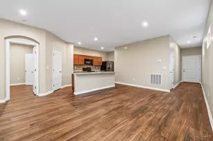 5801 Parkview Ln, Miami Township, OH 45150 - Photo 3